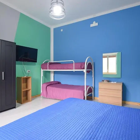 Lovely In With Kitchen Holiday home *