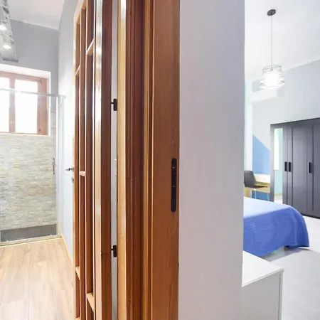 Lovely In With Kitchen *