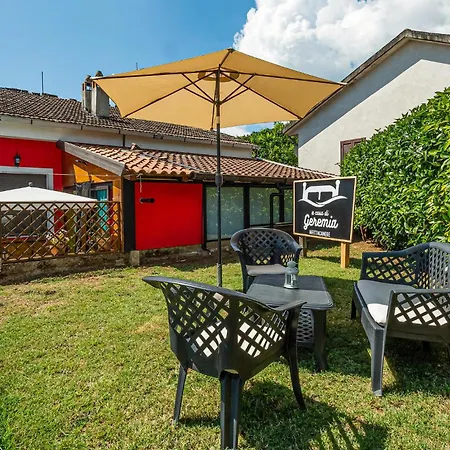 Cozy Home In Sessa Cilento Holiday home